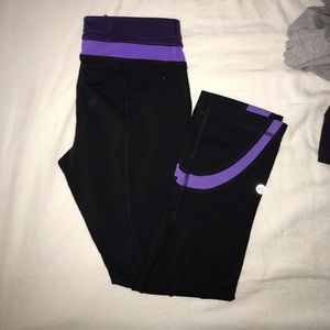 Cropped lululemon leggings!